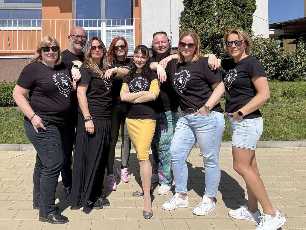 Připraveni na cestu do světa – nové projektové tričko pro účastníky